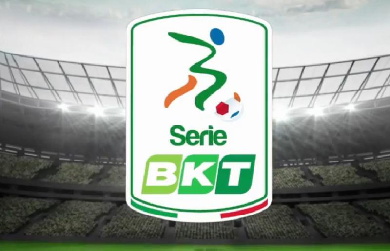 Serie BKT, Cosenza e Frosinone in testa. Frena il Genoa, vince il Cagliari