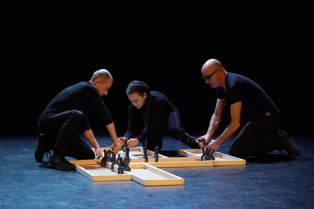 “Alter”, da Zo Centro culture contemporanee la performance visiva di Stalker Teatro sull’arte contemporanea