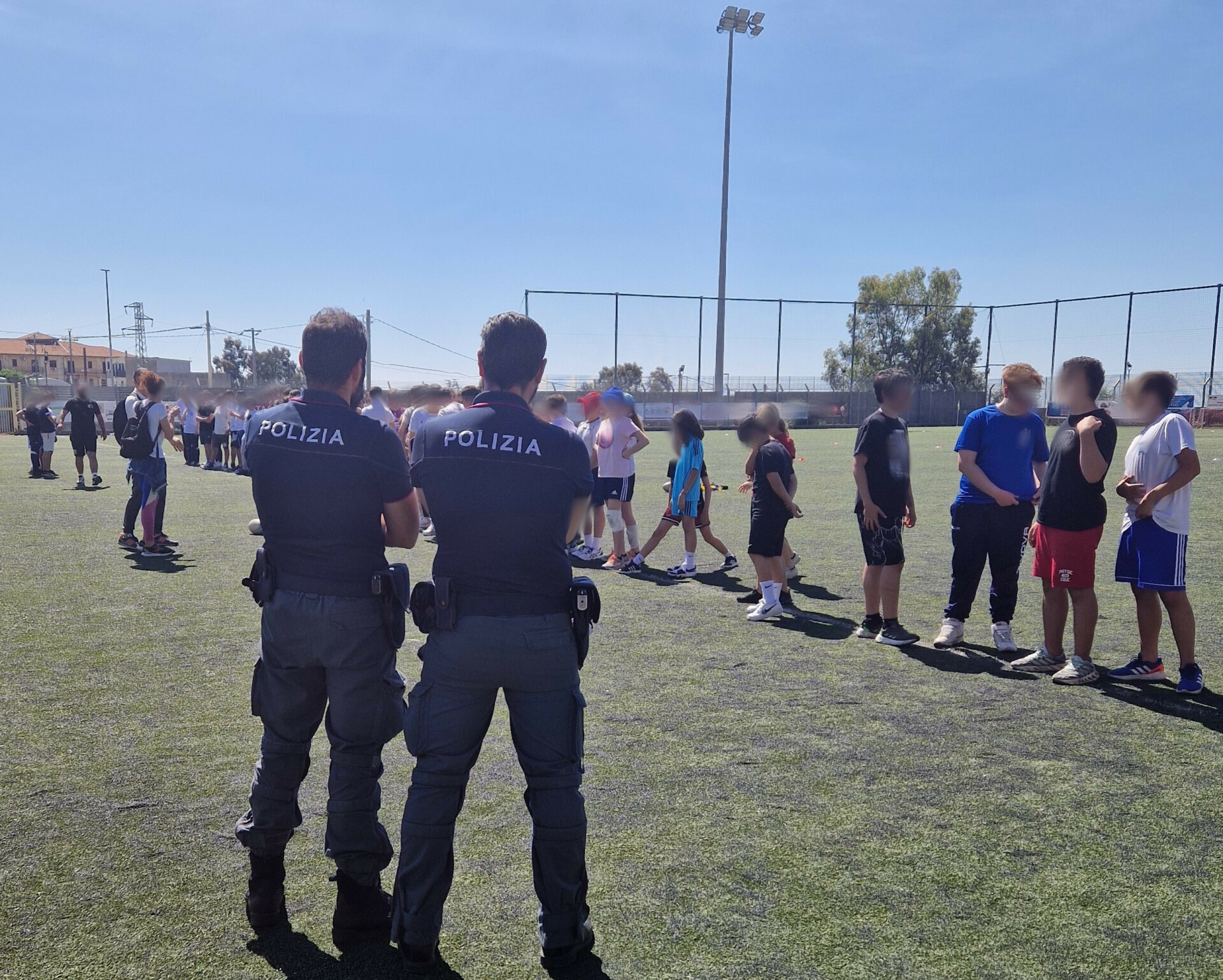 Progetto “Legalità scuola rugby”: la Polizia di Stato incontra gli studenti del “Don Bosco” nel Catanese